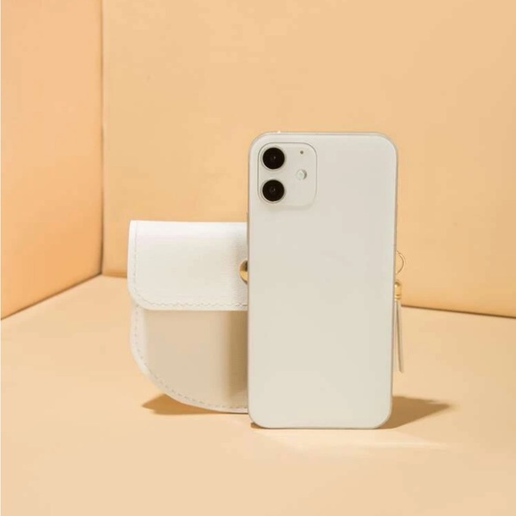 ◾️2/$25 White Tassel Decor Snap Button Coin Purse/ Coin bag / Card holder purse - Picture 4 of 9